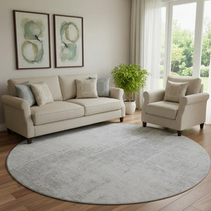HomeRoots 8' Silver and Gray Abstract Washable Round Area Rug - Durable, UV-Protected, Modern Design for Homes 665660