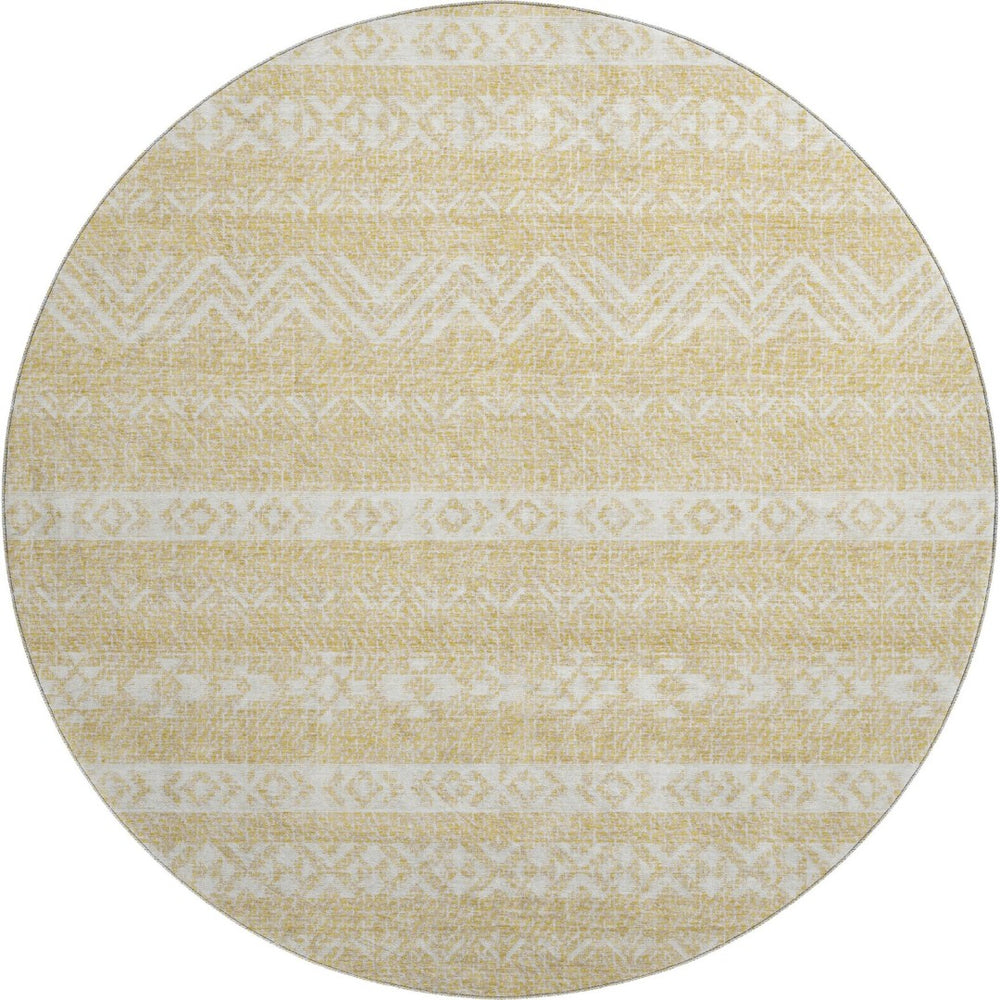 HomeRoots 8' Gold and Beige Southwestern Round Rug – Washable, UV Protected, Durable, Ideal for Homes with Kids 665888
