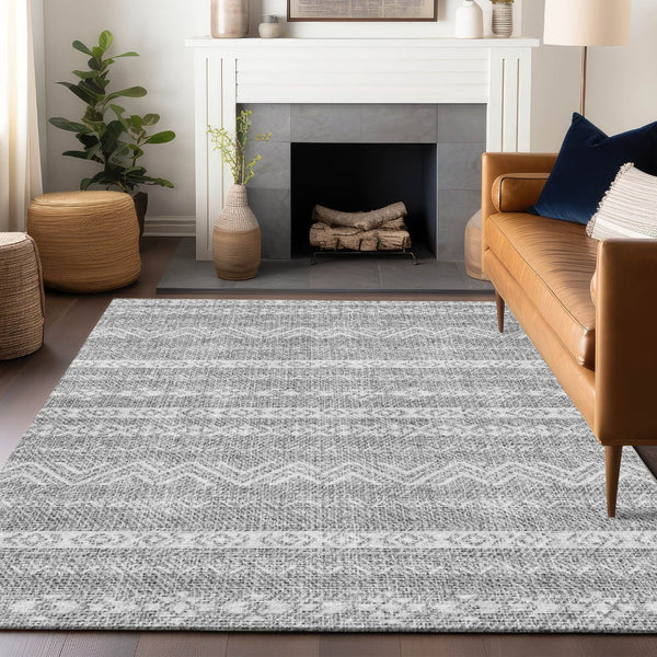 HomeRoots 5' X 8' Gray and Silver Southwestern Area Rug - Washable, Durable, UV-Protected for Stylish Spaces 665893