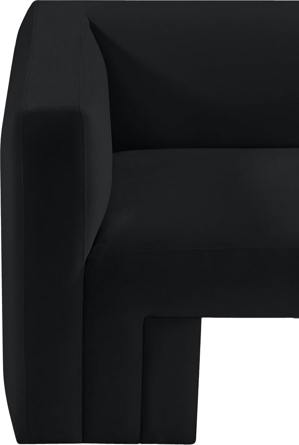 Henson Black Velvet Loveseat 665Black-L Meridian Furniture