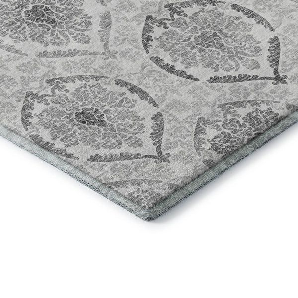 HomeRoots 5' X 8' Elegant Silver and Gray Medallion Area Rug - Washable, UV Protected, Pet-Friendly Design 666037