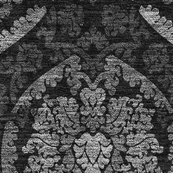 HomeRoots 5' Gray and Silver Medallion Area Rug - Washable, UV-Protected, Stain-Resistant, Stylish Design 666061