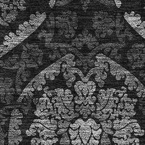 HomeRoots 10' Gray and Silver Medallion Area Rug - Washable, UV-Protected, Stain-Resistant for Busy Homes 666065