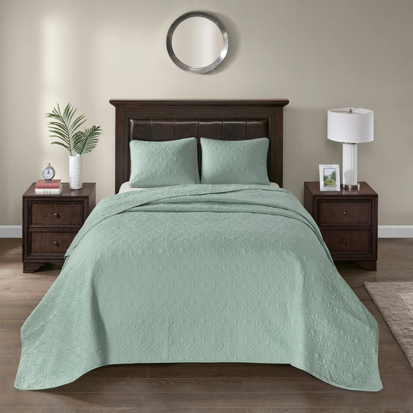 English Elm Reversible Madison Park Quebec Bedspread Set King — Cottage-Style Quilted Texture, Oversized Draping, Antimicrobial Freshness Seafoam 17.72 L x 15.35 W x 8.66 H B03597413
