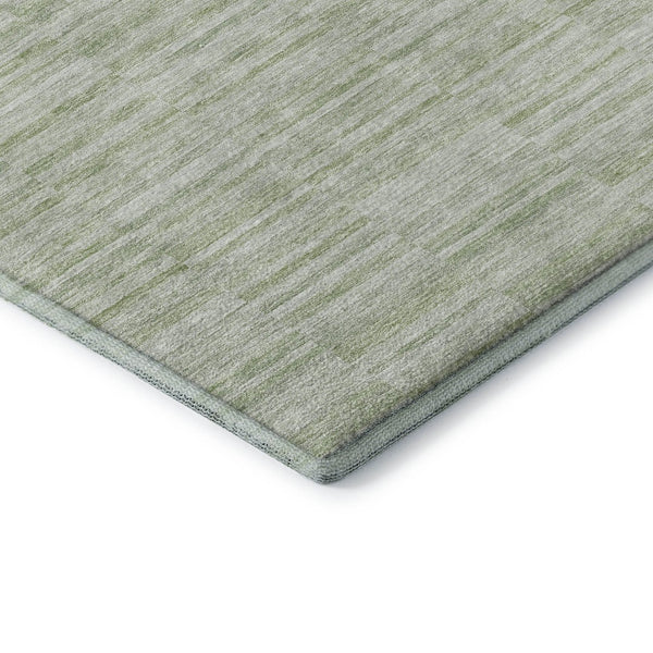 HomeRoots 8' Sage and Ivory Striped Round Rug - Washable, UV Protected, and Stain Resistant for Family Homes 666335
