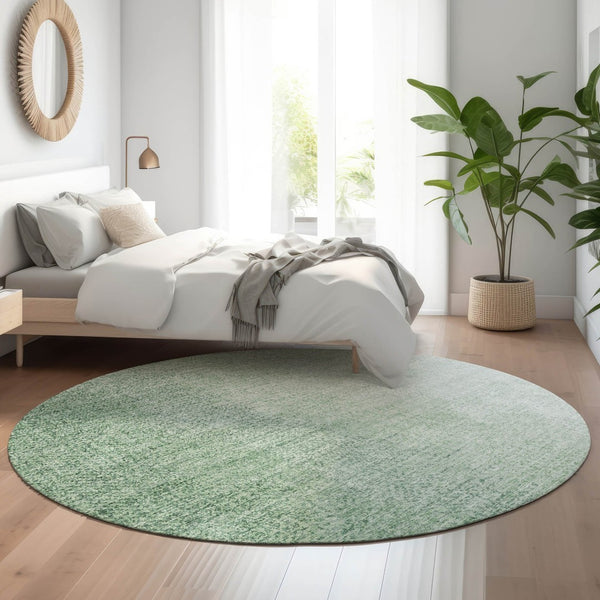 HomeRoots 8' Green and Ivory Ombre Round Rug - Stylish, Washable, UV-Protected, Perfect for Busy Homes! 666605