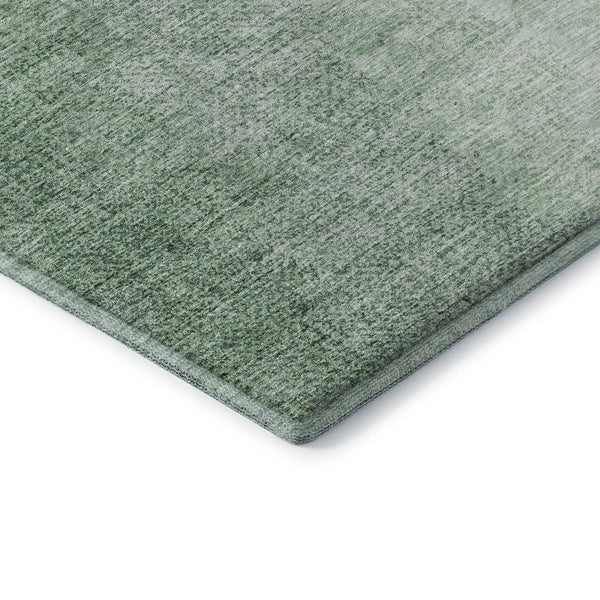 HomeRoots 8' Green and Ivory Ombre Round Rug - Stylish, Washable, UV-Protected, Perfect for Busy Homes! 666605