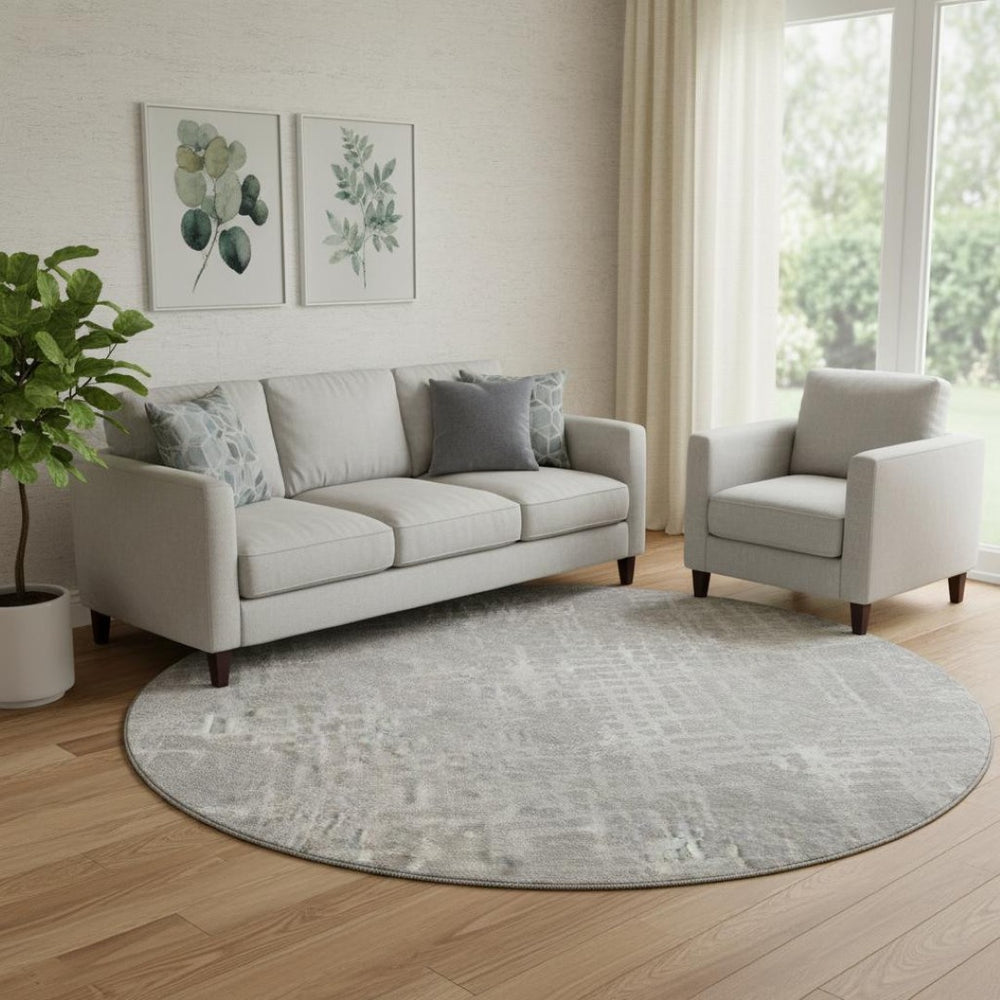 HomeRoots 8' Gray and Silver Abstract Geometric Round Rug – Washable, UV Protected, Perfect for Modern Spaces! 666689