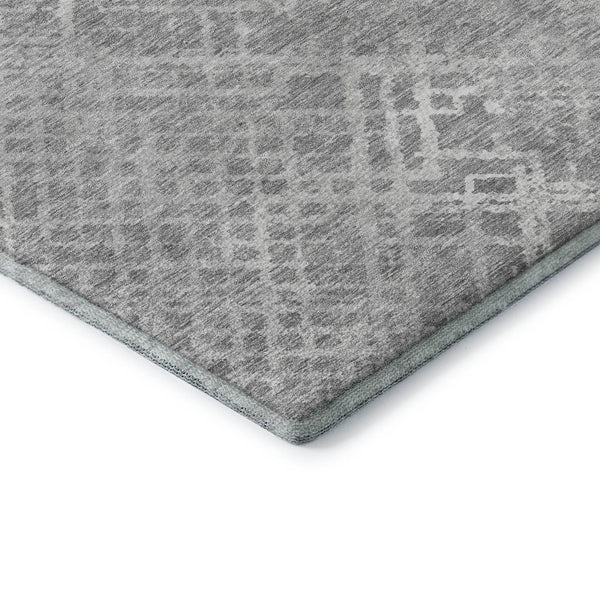 HomeRoots 8' X 10' Gray & Silver Abstract Geometric Rug - Washable, Stain Resistant, UV Protected for Durability 666690
