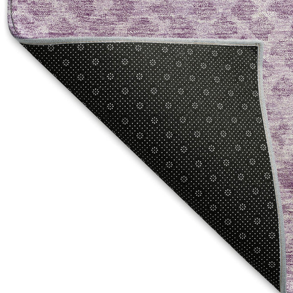 HomeRoots 8' Stylish Lavender & Ivory Abstract Round Rug - Washable, UV-Protected & Perfect for High-Traffic Areas 666695
