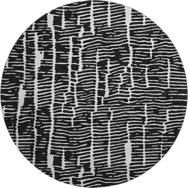 HomeRoots 8' Black And Ivory Vermicular Washable Round Rug – UV Protected, Stain Resistant, Stylish & Durable! 666839