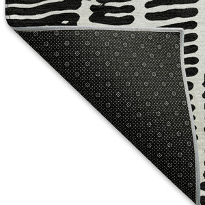 HomeRoots 8' X 10' Black and Ivory Vermicular Area Rug – Washable, UV Protected, Stylish for Homes with Kids & Pets 666840