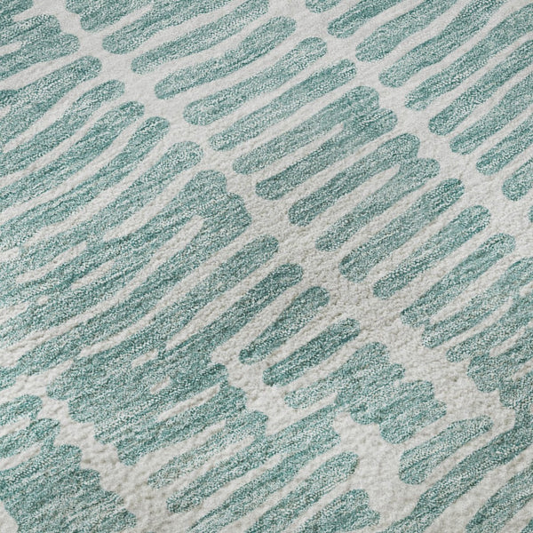 HomeRoots 8' Teal and Ivory Vermicular Round Rug - Washable, UV-Protected, Durable for High-Traffic Spaces 666863