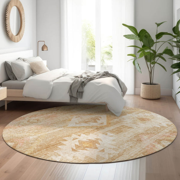 HomeRoots 8' Copper and Ivory Southwestern Round Rug - Washable, UV Protected, Stain Resistant for Durability! 667051
