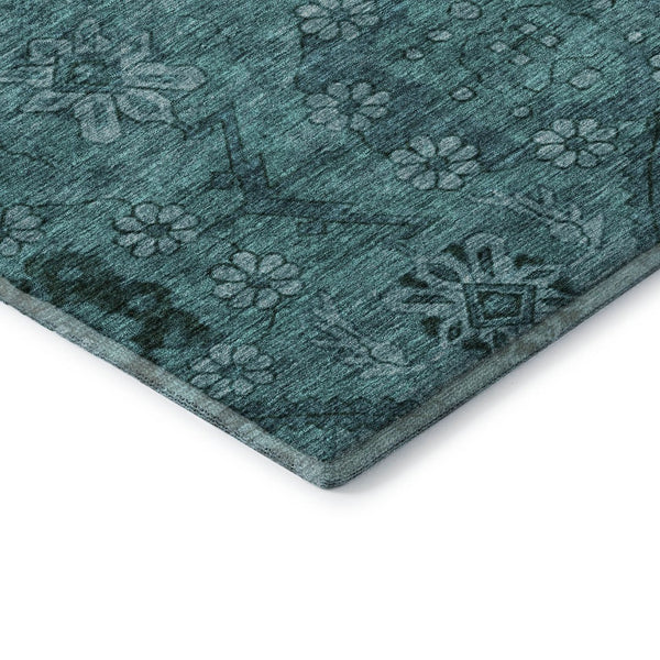 HomeRoots 8' Teal Floral Round Rug - Soft, Washable, Stain-Resistant with UV Protection for Family Spaces 667261