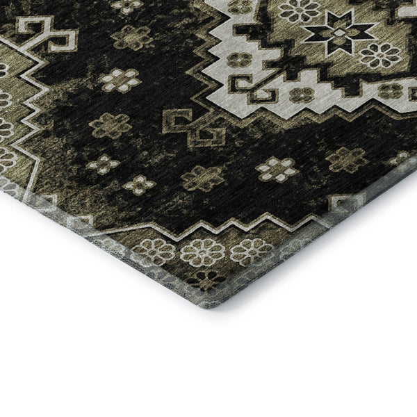 HomeRoots 8' Black And Ivory Medallion Round Rug - Washable, Stain Resistant, UV Protected for Busy Homes 667363