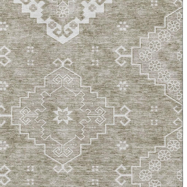 HomeRoots 8' X 10' Taupe And Ivory Medallion Washable Area Rug – UV Protected, Stain Resistant, Family Friendly! 667424