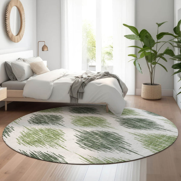 HomeRoots 8' Fern Green and Ivory Ikat Round Rug - Washable, UV Protected, Durable for High-Traffic Areas 667470