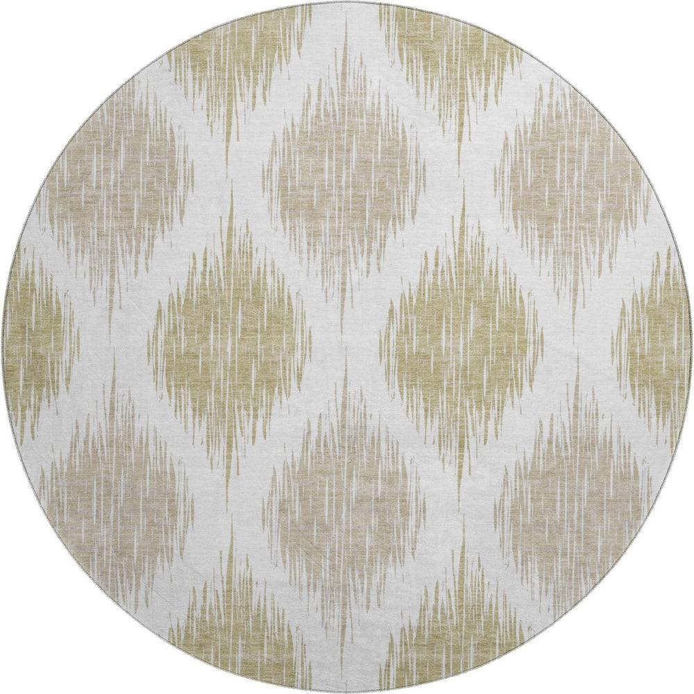 HomeRoots 8' Gold And Ivory Ikat Round Rug - Durable, Washable, UV-Protected Elegance for Modern Spaces 667476