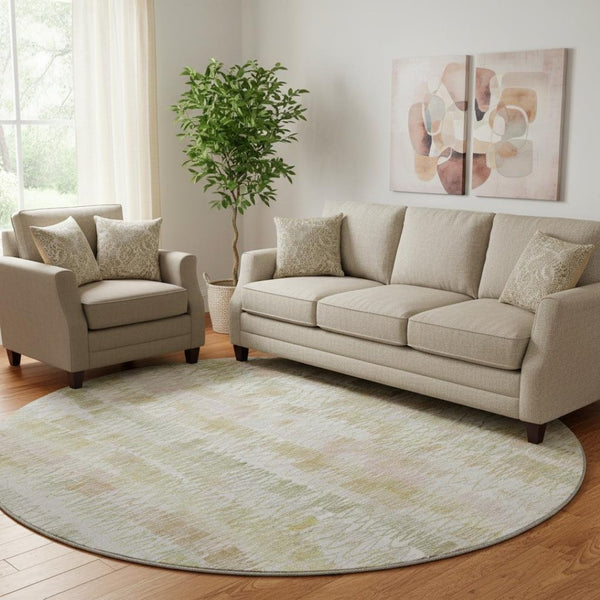 HomeRoots 8' Gold And Ivory Striped Washable Round Rug – UV Resistant, Durable, Stylish for Any Space! 667560