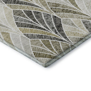 HomeRoots 8' Taupe and Ivory Geometric Round Rug – Washable, UV-Protected, Stylish, and Stain-Resistant! 667626