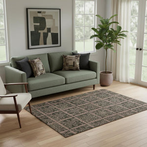 HomeRoots 5' X 8' Stylish Rust & Charcoal Medallion Area Rug - Washable, UV Protected, Pet-Friendly Design! 667743