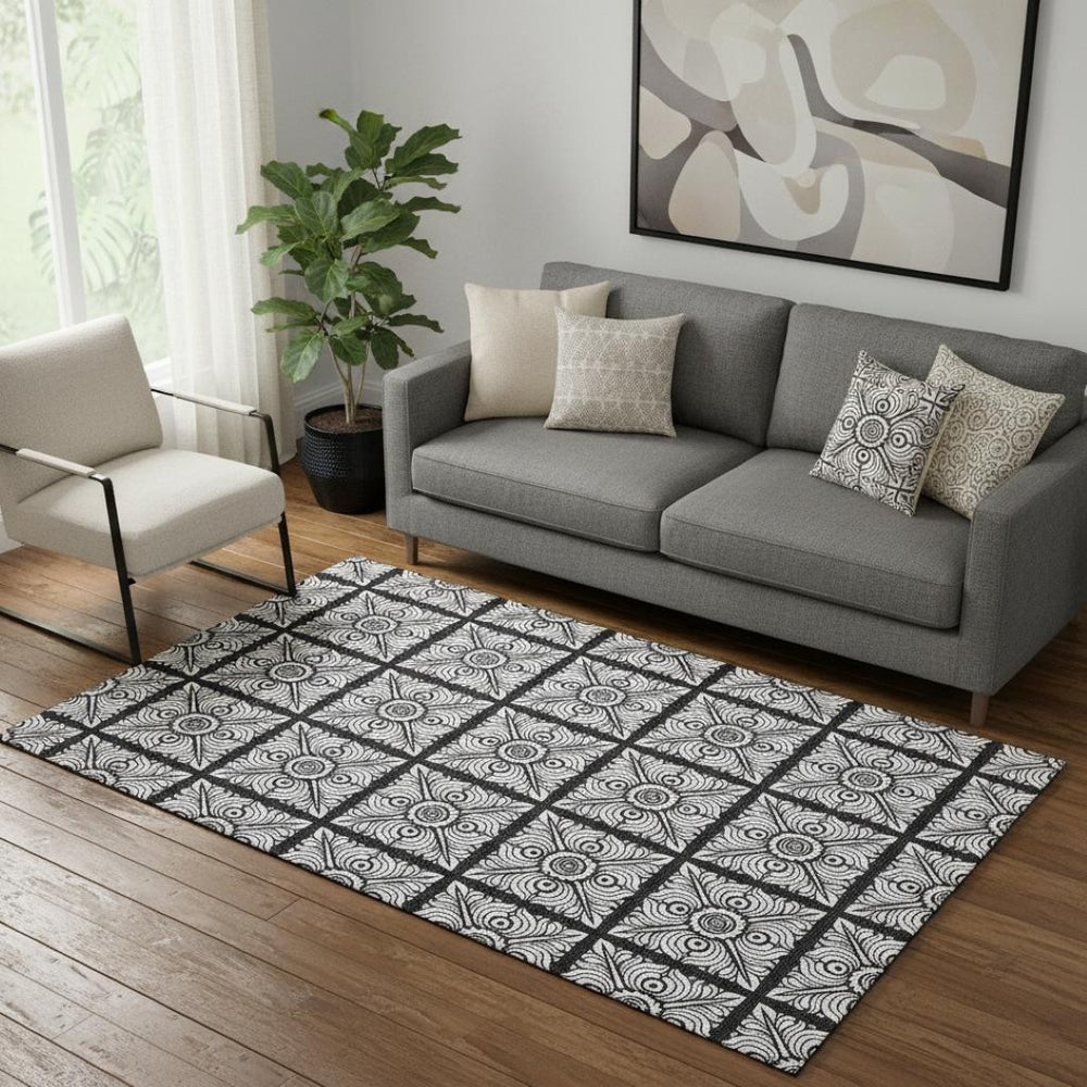 HomeRoots 5' X 8' Black And Ivory Medallion Area Rug - Washable, UV-Protected, Stylish & Durable for Homes 667767