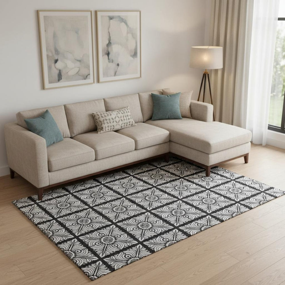 HomeRoots 9' X 12' Elegant Black and Ivory Medallion Area Rug - Washable, UV-Protected, Stain Resistant Beauty 667770