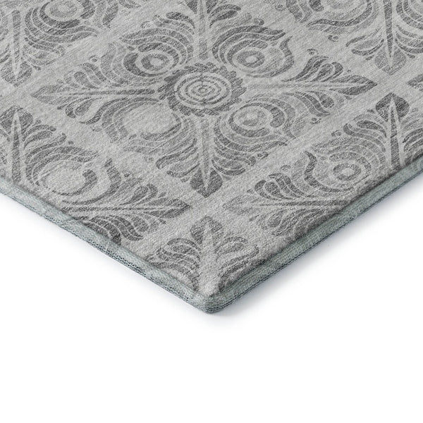 HomeRoots 8' X 10' Silver And Gray Medallion Area Rug – Washable, Stain-Resistant, UV Protected for Busy Homes 667787