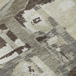 HomeRoots 8' Modern Tan Beige and Gray Geometric Washable Round Rug with UV Protection for High-Traffic Areas 667870