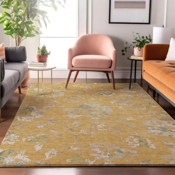 HomeRoots 5' X 8' Gold and Silver Floral Area Rug - Durable, Washable, UV Protected for Stylish Home Décor 667905