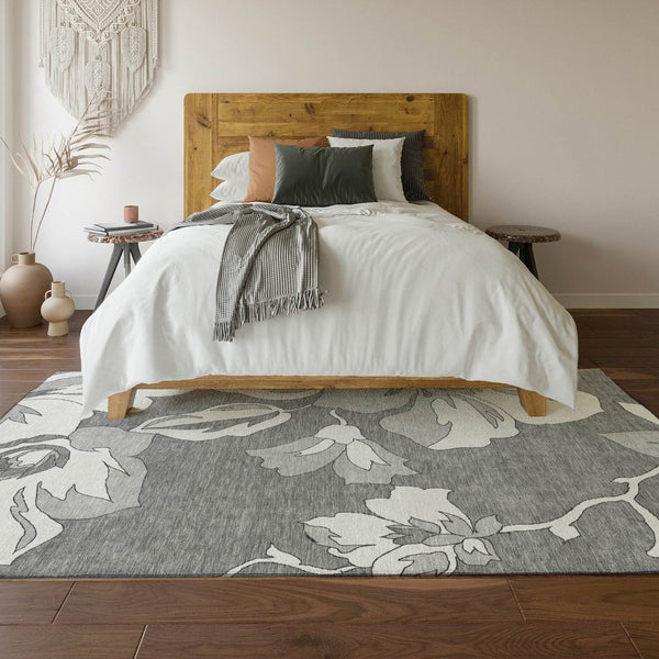 HomeRoots 10' X 14' Gray & Silver Floral Washable Area Rug – UV Protected, Durable, Ideal for High-Traffic Spaces! 667981