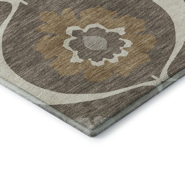 HomeRoots 8' Brown Beige and Ivory Medallion Round Rug - Washable, UV Resistant, Perfect for High-Traffic Areas 668038