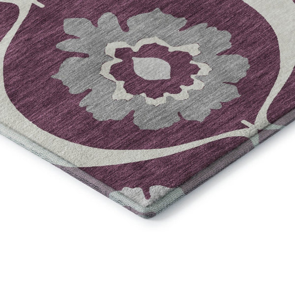 HomeRoots 5' X 8' Elegant Eggplant & Ivory Medallion Area Rug – Washable, UV Protected & Pet-Friendly Design! 668043