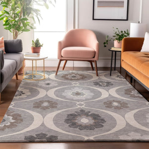 HomeRoots 5' X 8' Gray and Ivory Medallion Area Rug – Stylish, Washable, UV-Protected, Ideal for Busy Homes! 668049