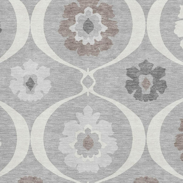 HomeRoots 5' X 8' Gray and Ivory Medallion Area Rug – Stylish, Washable, UV-Protected, Ideal for Busy Homes! 668049