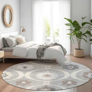 HomeRoots 8' Washable Gray and Ivory Medallion Round Rug - Durable, UV Protected, Perfect for Family Spaces! 668050