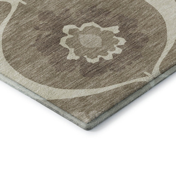 HomeRoots 8' Washable Round Medallion Rug in Taupe, Ivory & Beige - UV Protection, Stain Resistant, Durable Design 668086