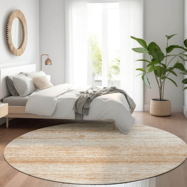 HomeRoots 8' Copper And Ivory Striped Round Rug - Washable, UV Protected, Stain Resistant for Family Spaces 668110