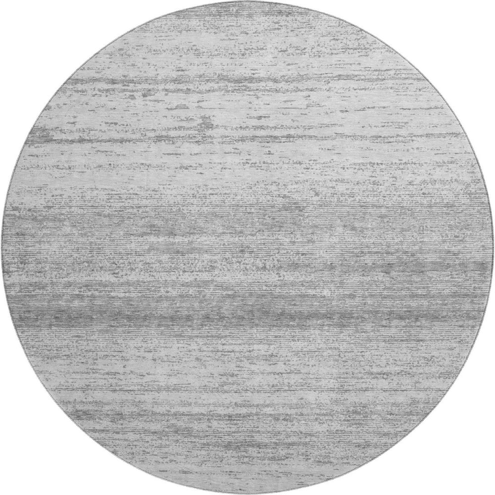 HomeRoots 8' Gray and Silver Striped Washable Round Rug - UV Resistant, Soft, Durable, Perfect for Any Space! 668122