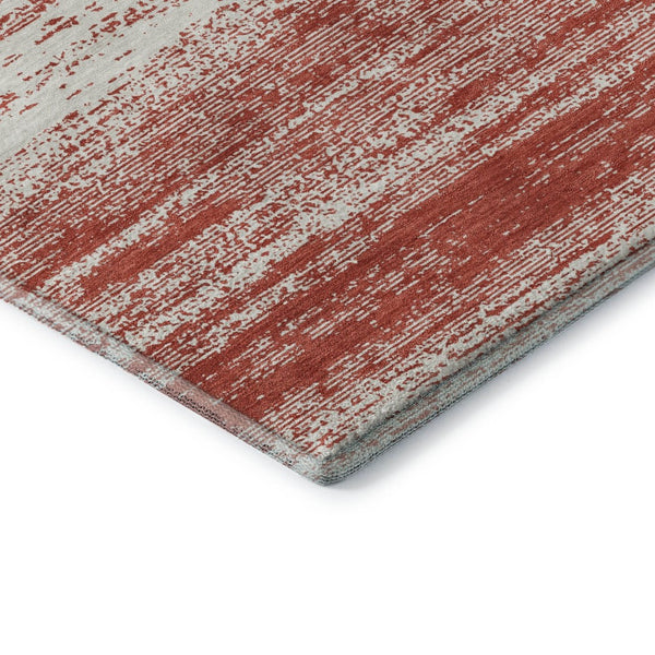 HomeRoots 8' Red And Ivory Striped Round Rug – Washable, Stain Resistant, UV Protected for Active Homes 668178