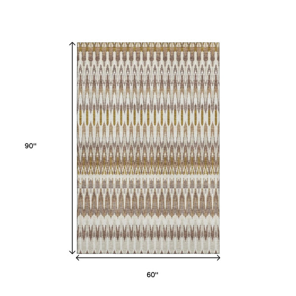 HomeRoots 5' Southwestern Washable Area Rug in Brown, Ivory & Beige - UV Protected, Stain-Resistant Design 668219
