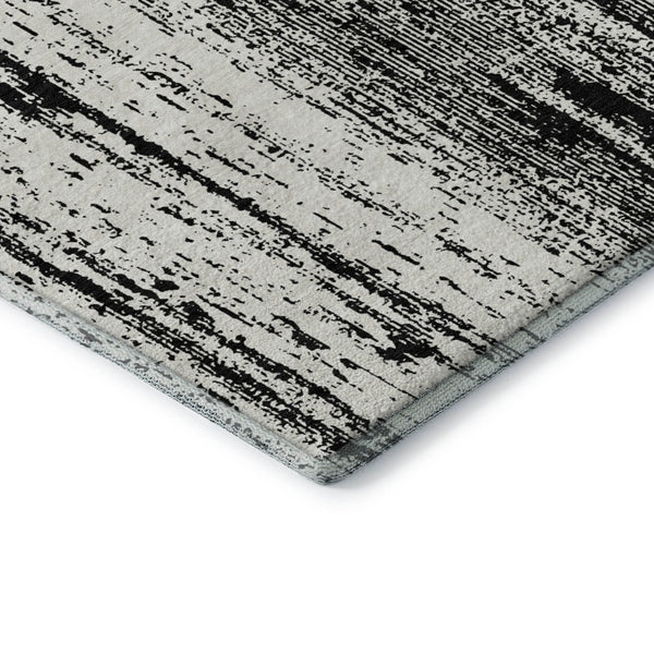 HomeRoots 8' Black And Ivory Striped Washable Round Rug - Stylish, Durable, UV-Protected for Any Space 668310