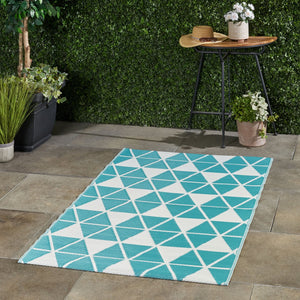 English Elm Christopher Knight Home® - HERRINGBONE Turquoise & White 4'x6' Handcrafted Polypropylene Rug - Durable PVC Strands, Low-Profile Finish 66832.00