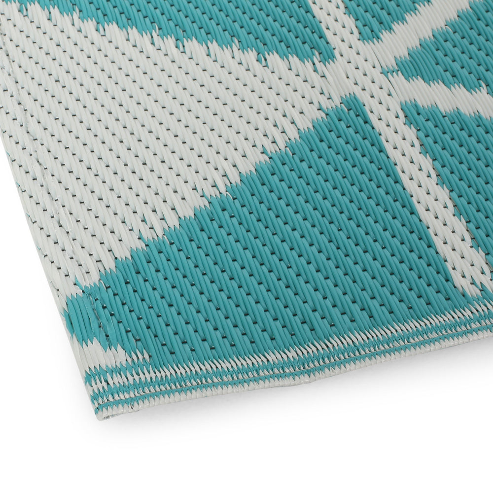 English Elm Christopher Knight Home® - HERRINGBONE Turquoise & White 4'x6' Handcrafted Polypropylene Rug - Durable PVC Strands, Low-Profile Finish 66832.00