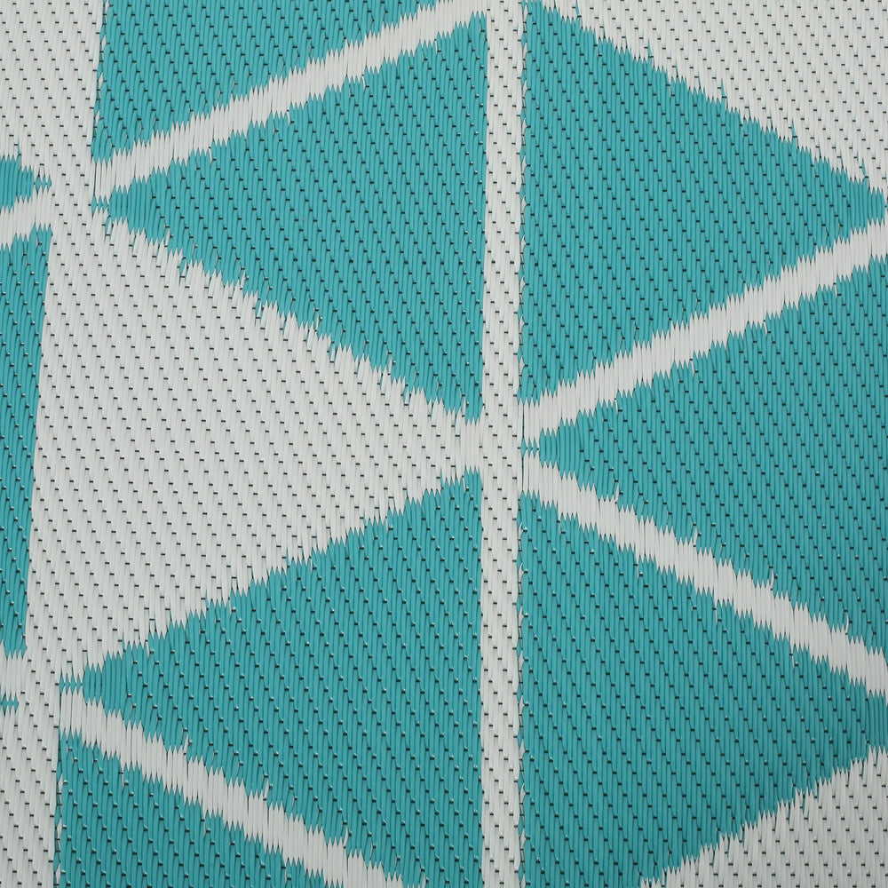 English Elm Christopher Knight Home® - HERRINGBONE Turquoise & White 4'x6' Handcrafted Polypropylene Rug - Durable PVC Strands, Low-Profile Finish 66832.00