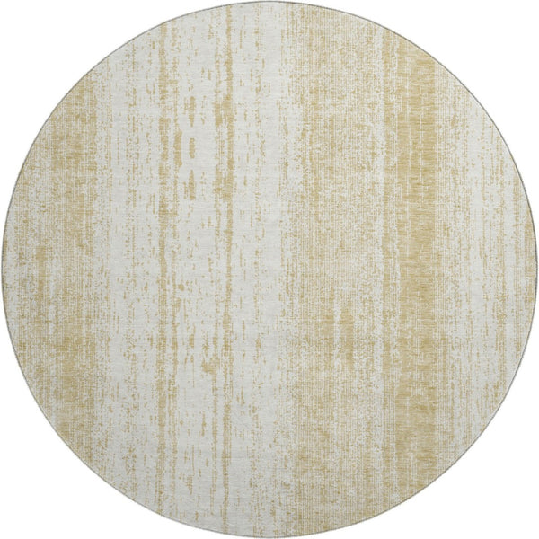 HomeRoots 8' Gold and Ivory Striped Washable Round Rug – UV Protected, Stain-Resistant, Perfect for Families! 668322