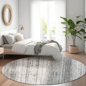 HomeRoots 8' Gray and Ivory Striped Washable Round Rug - Durable, UV-Protected, Ideal for Kids & Pets! 668328