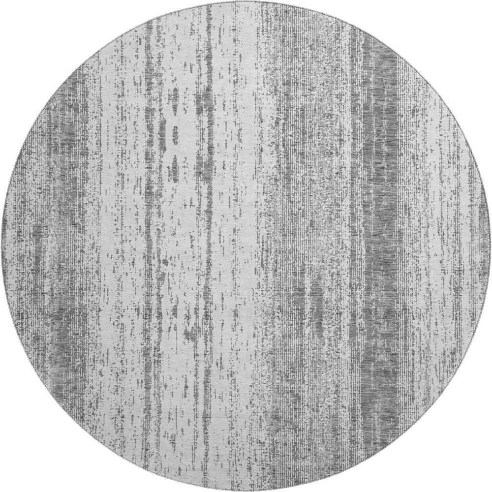 HomeRoots 8' Gray and Ivory Striped Washable Round Rug - Durable, UV-Protected, Ideal for Kids & Pets! 668328