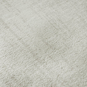 HomeRoots 8' Ivory and Beige Striped Washable Round Rug - Durable, UV-Protected, Stylish for Any Space 668334